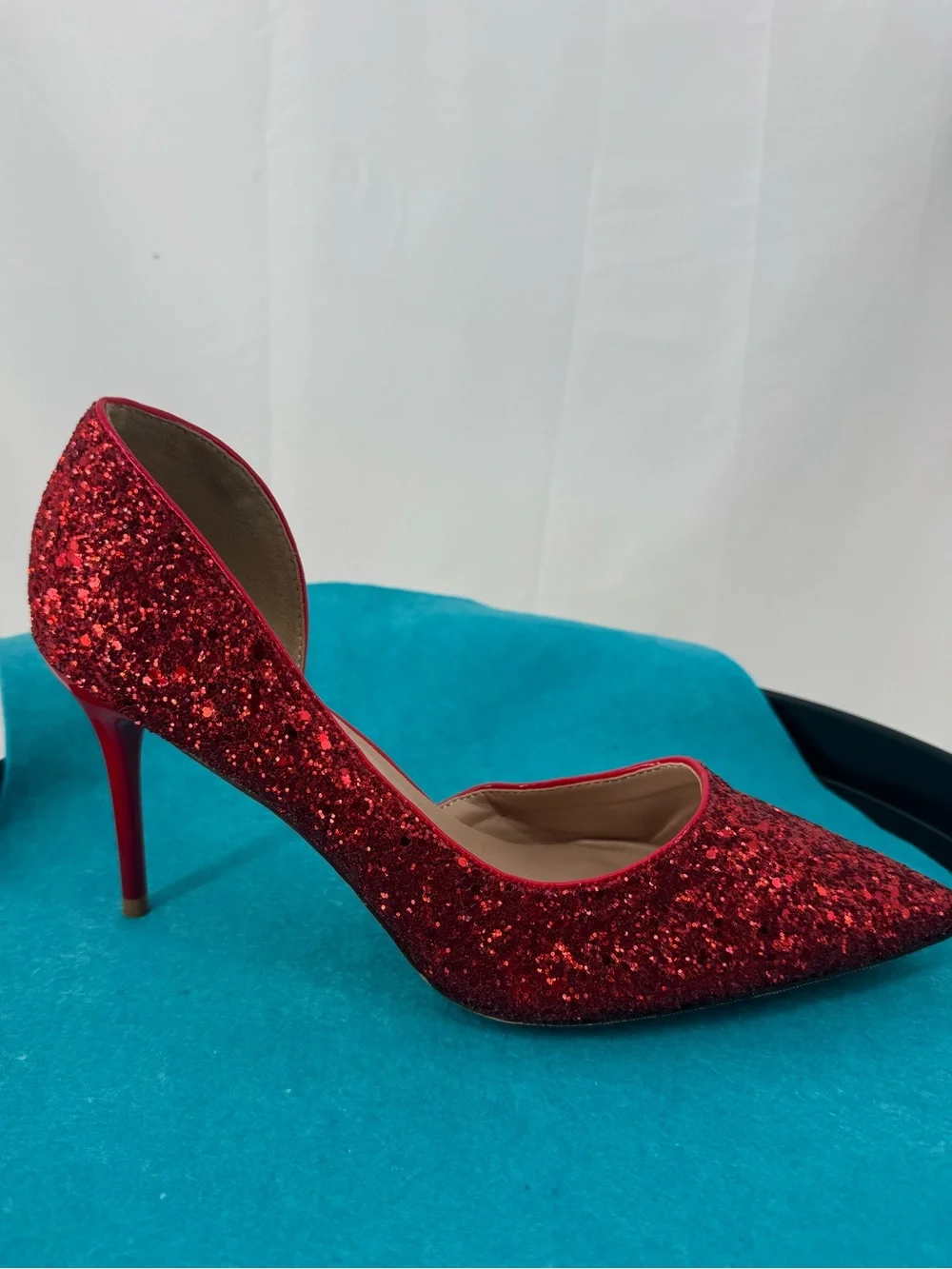 Red Glitter Pointed-Toe High Heels Size 43 3.5” Stiletto Heel 0267